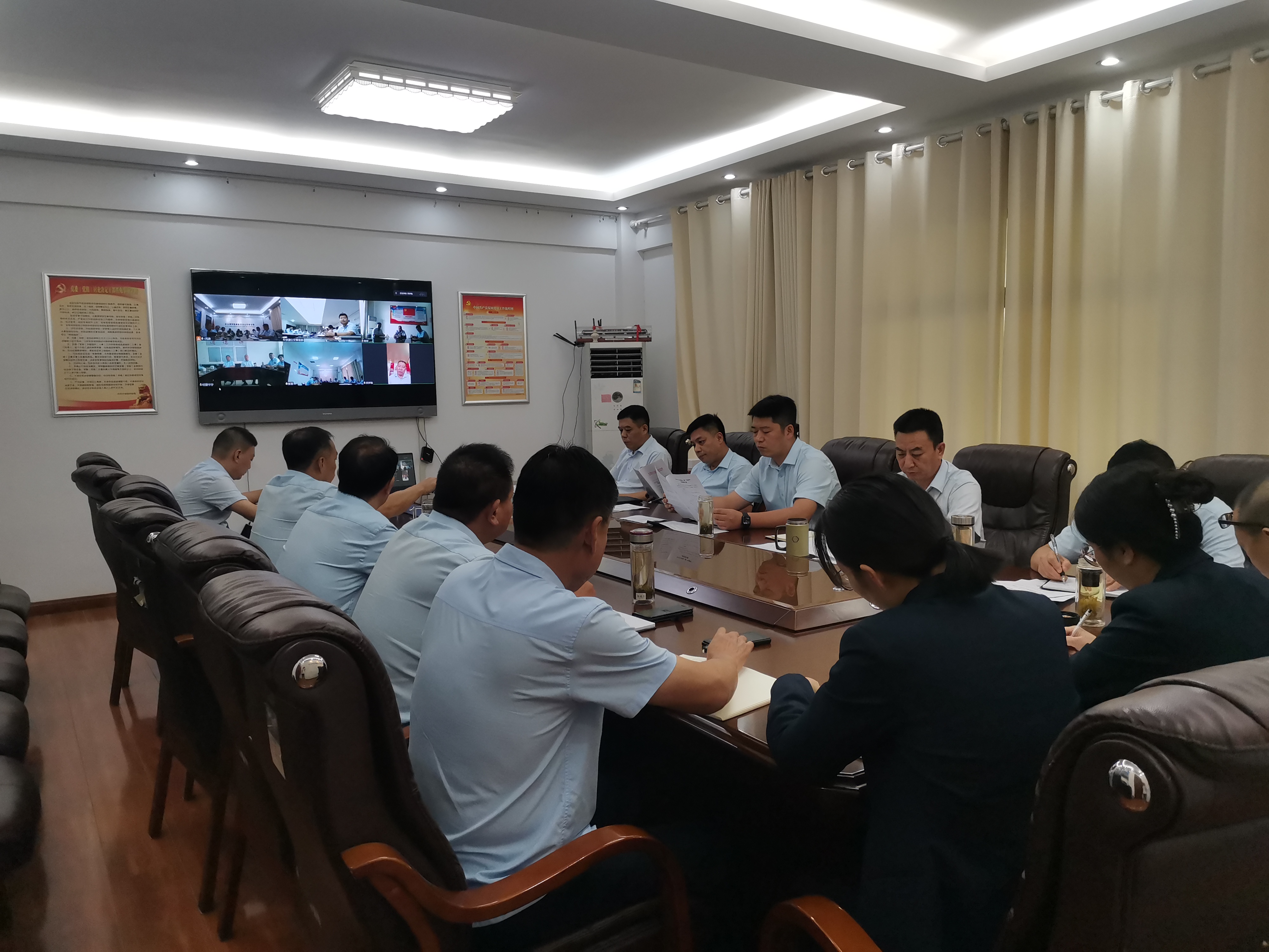 公交集團(tuán)召開2022年“中秋”節(jié)日期間 交通運輸保障工作專題會議