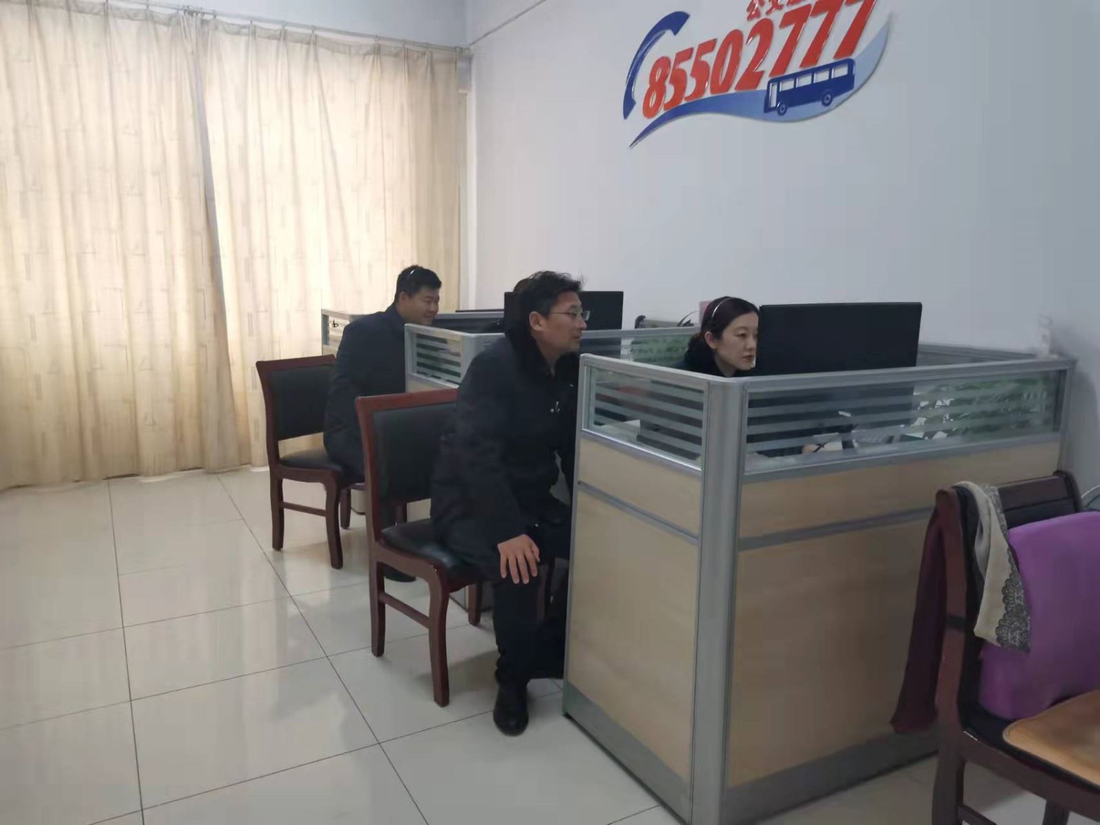 公交集團(tuán)“傾聽民意、為民解難”暨“我當(dāng)一天話務(wù)員”活動(dòng)圓滿結(jié)束
