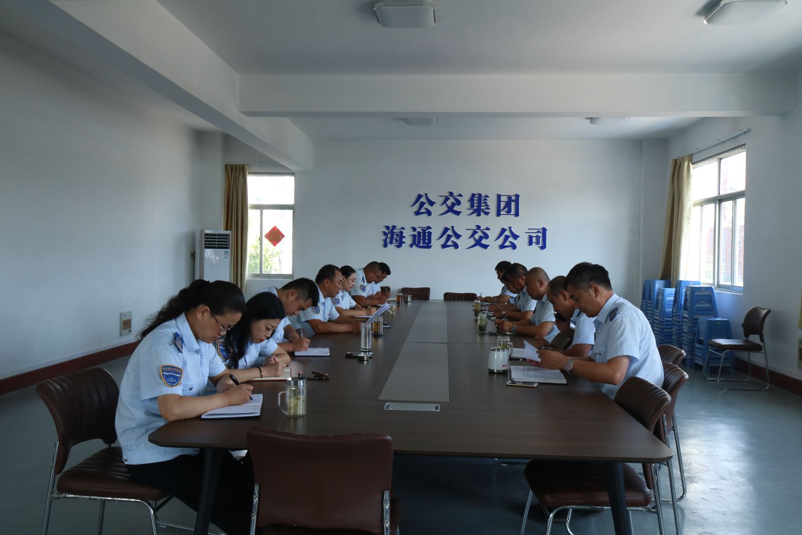 公交集團(tuán)海通公交公司落實(shí)關(guān)于違規(guī)經(jīng)商及兼職取酬專(zhuān)項(xiàng)清理工作