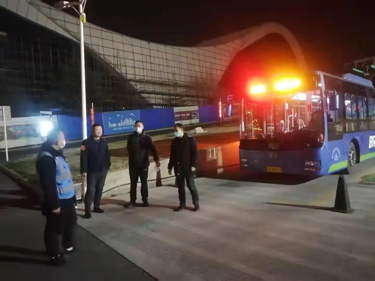 “查漏洞、揭問題、嚴(yán)整改” 快速公交事業(yè)部開展事故隱患大排查工作