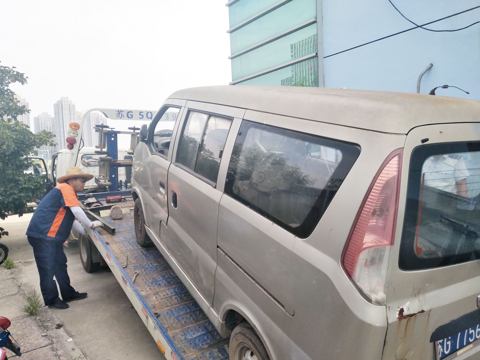 公交集團對經營業(yè)務用車進行報廢處置