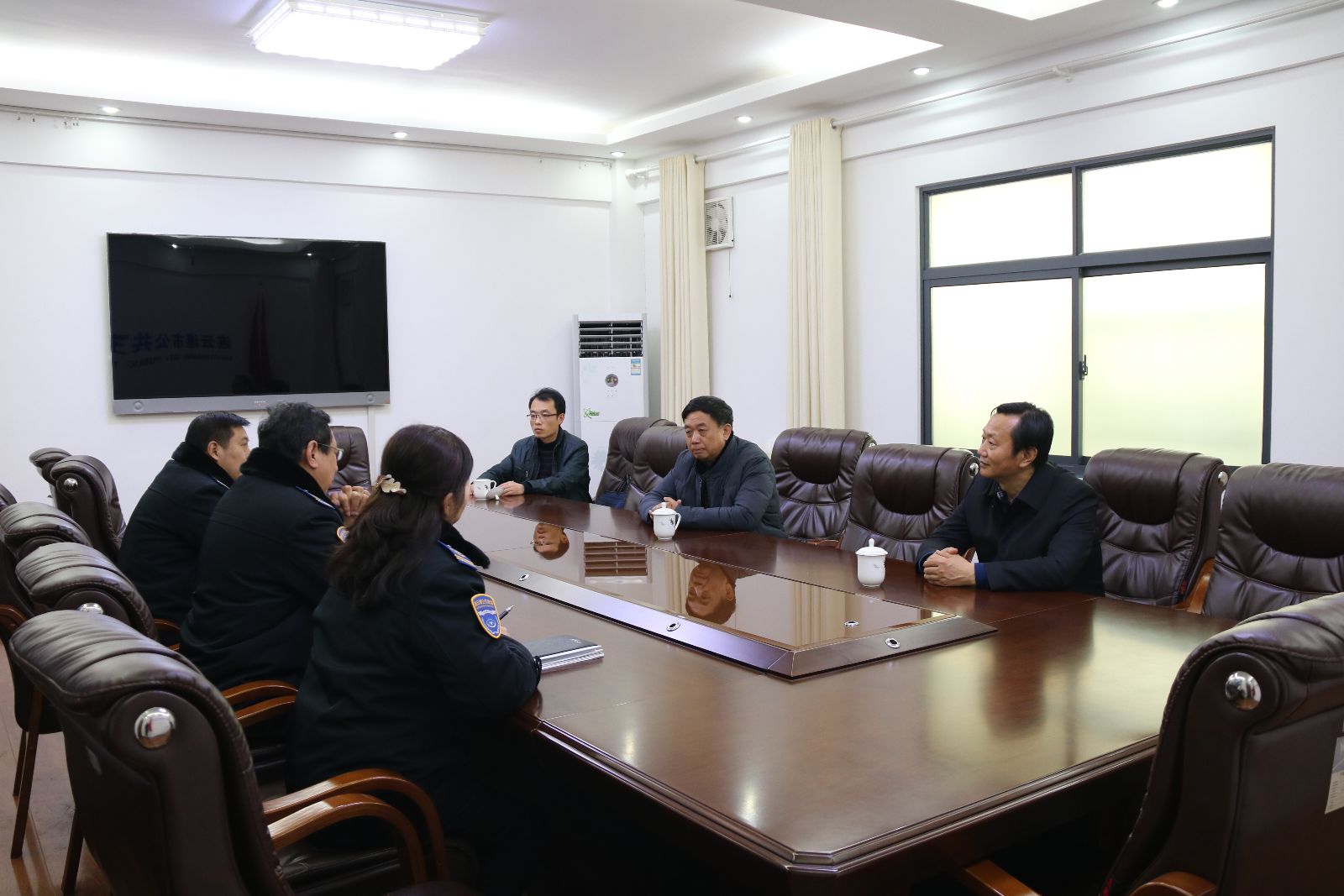 市政協(xié)感謝公交集團(tuán)圓滿(mǎn)完成兩會(huì)期間交通運(yùn)輸保障工作